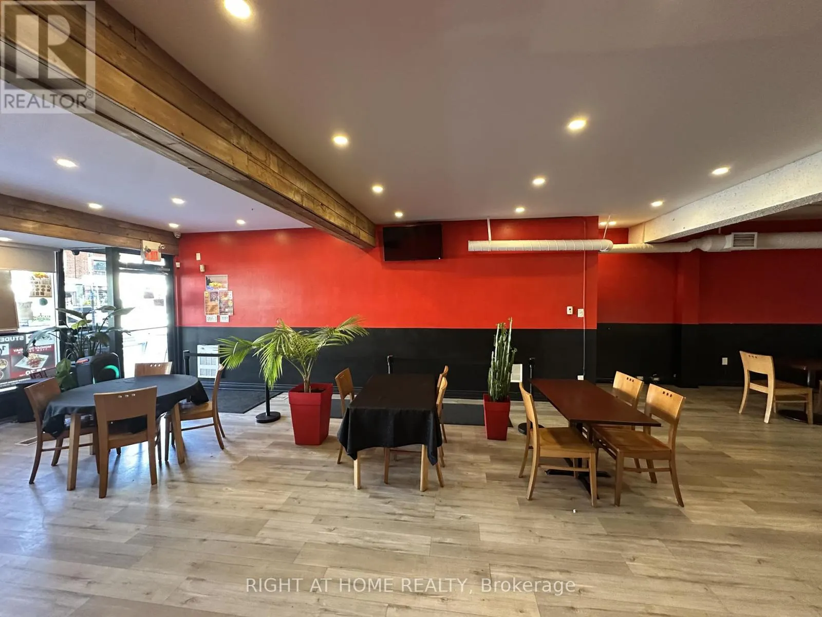 1653 EGLINTON AVENUE W