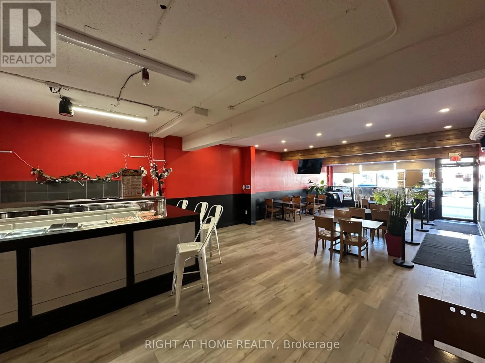 1653 EGLINTON AVENUE W