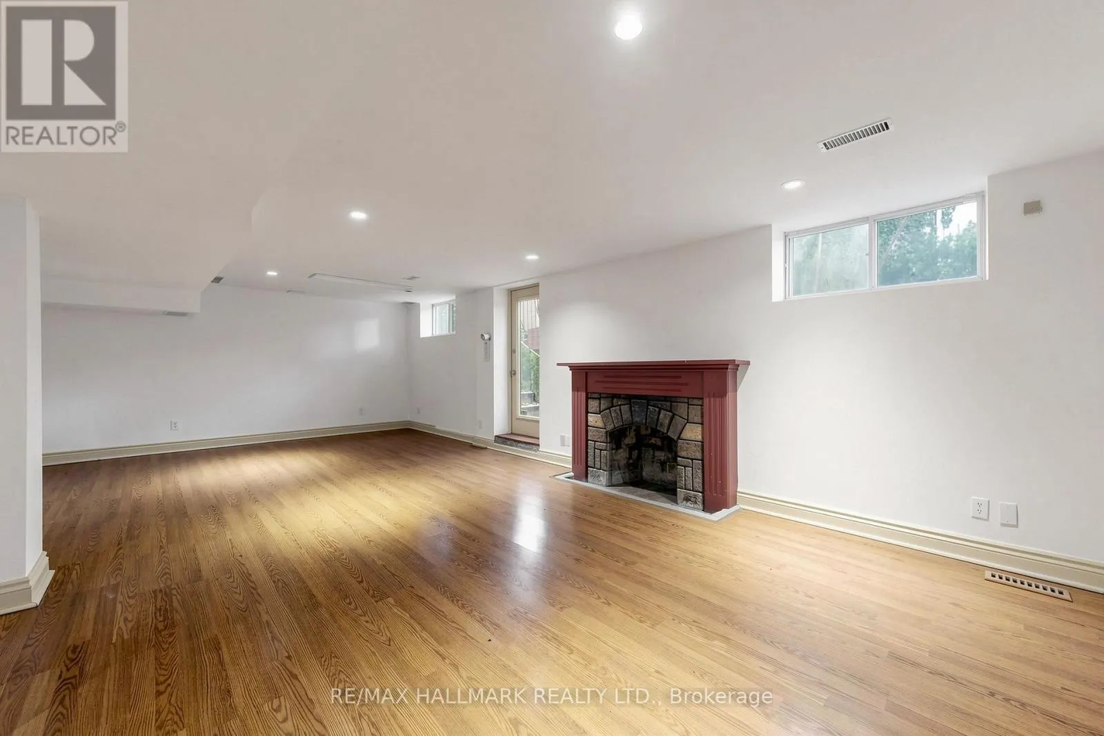 40 DONINO AVENUE