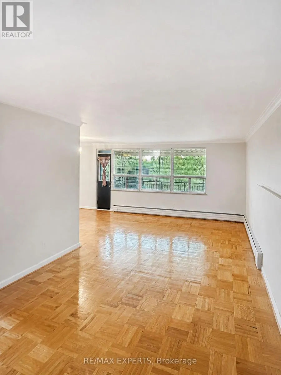 6 - 26 FRASERWOOD AVENUE