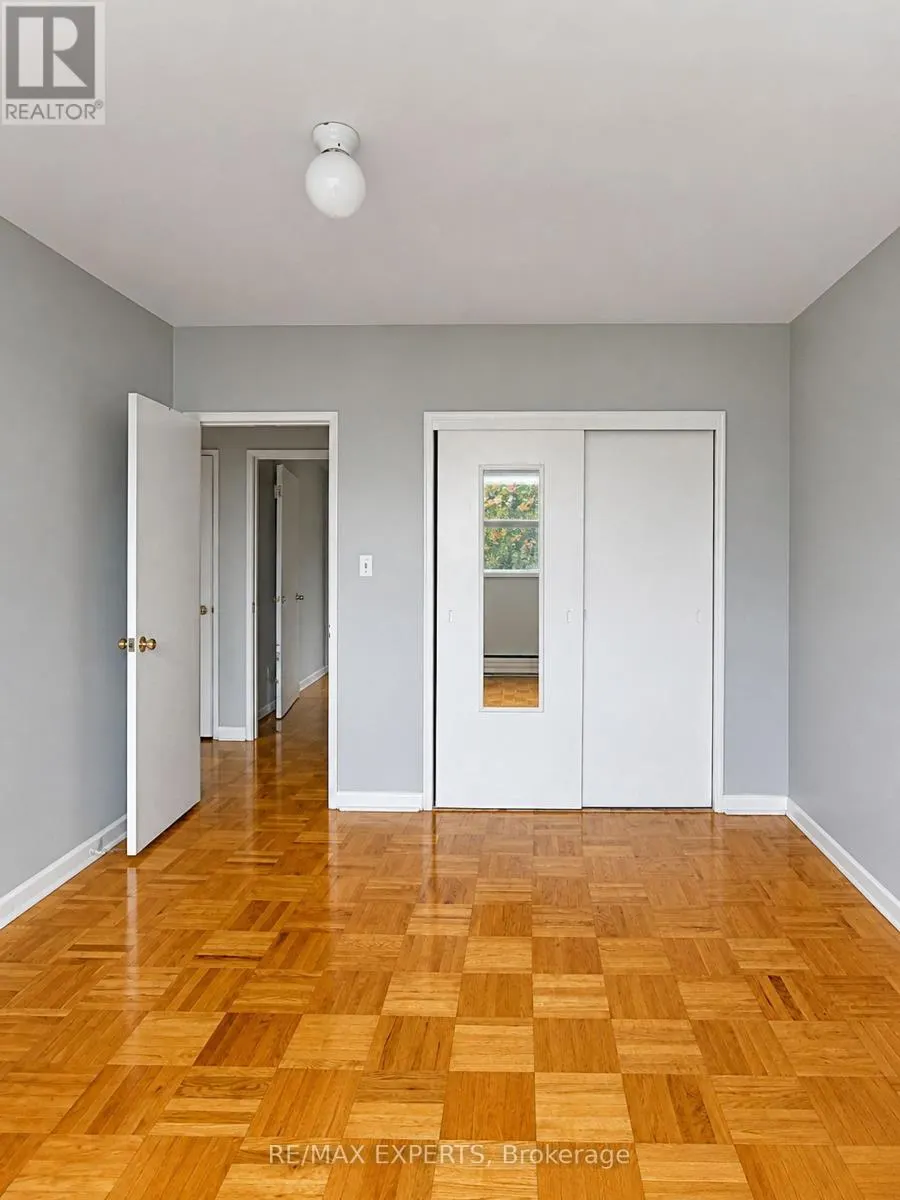 6 - 26 FRASERWOOD AVENUE