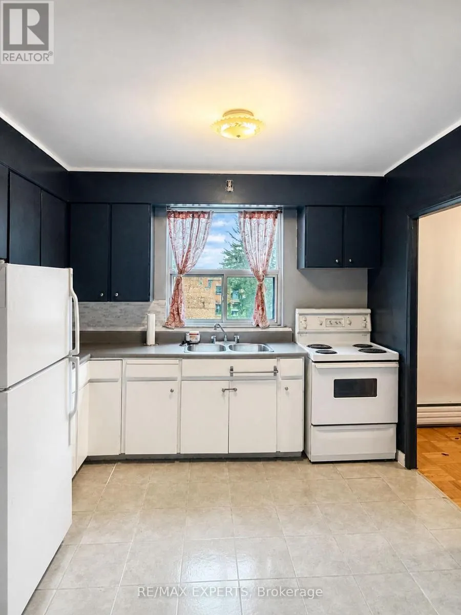 6 - 26 FRASERWOOD AVENUE