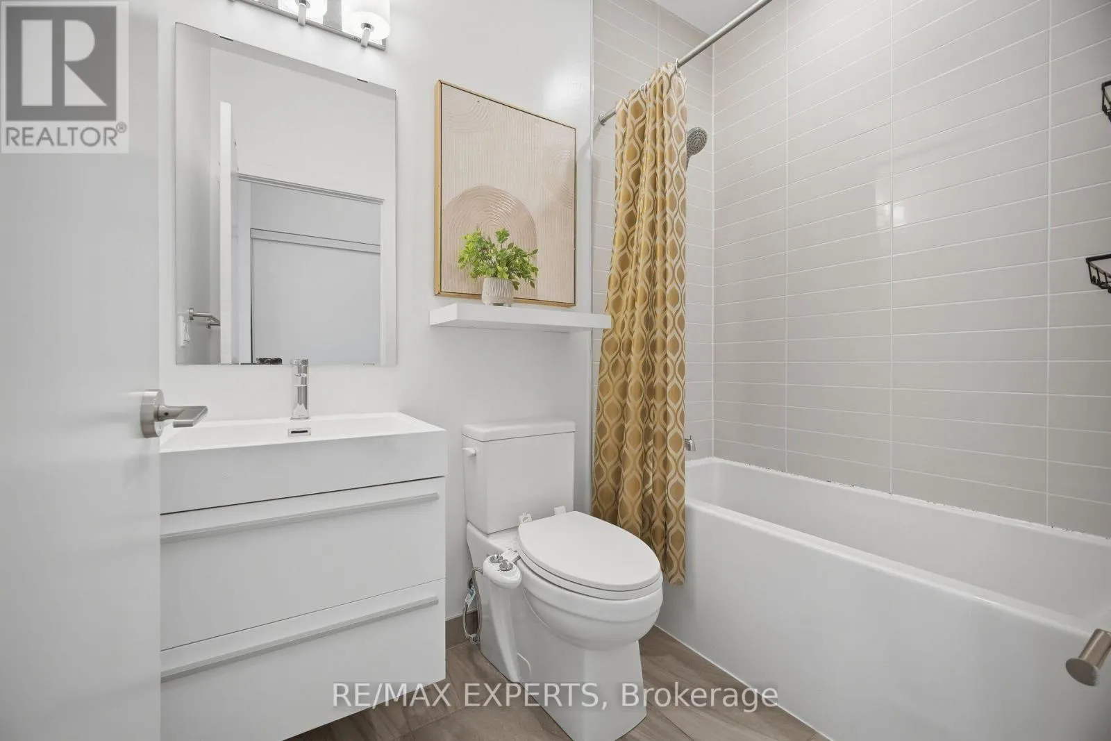 206 - 181 BEDFORD ROAD