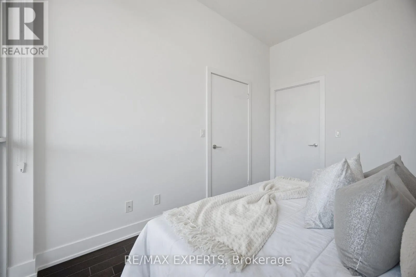 206 - 181 BEDFORD ROAD