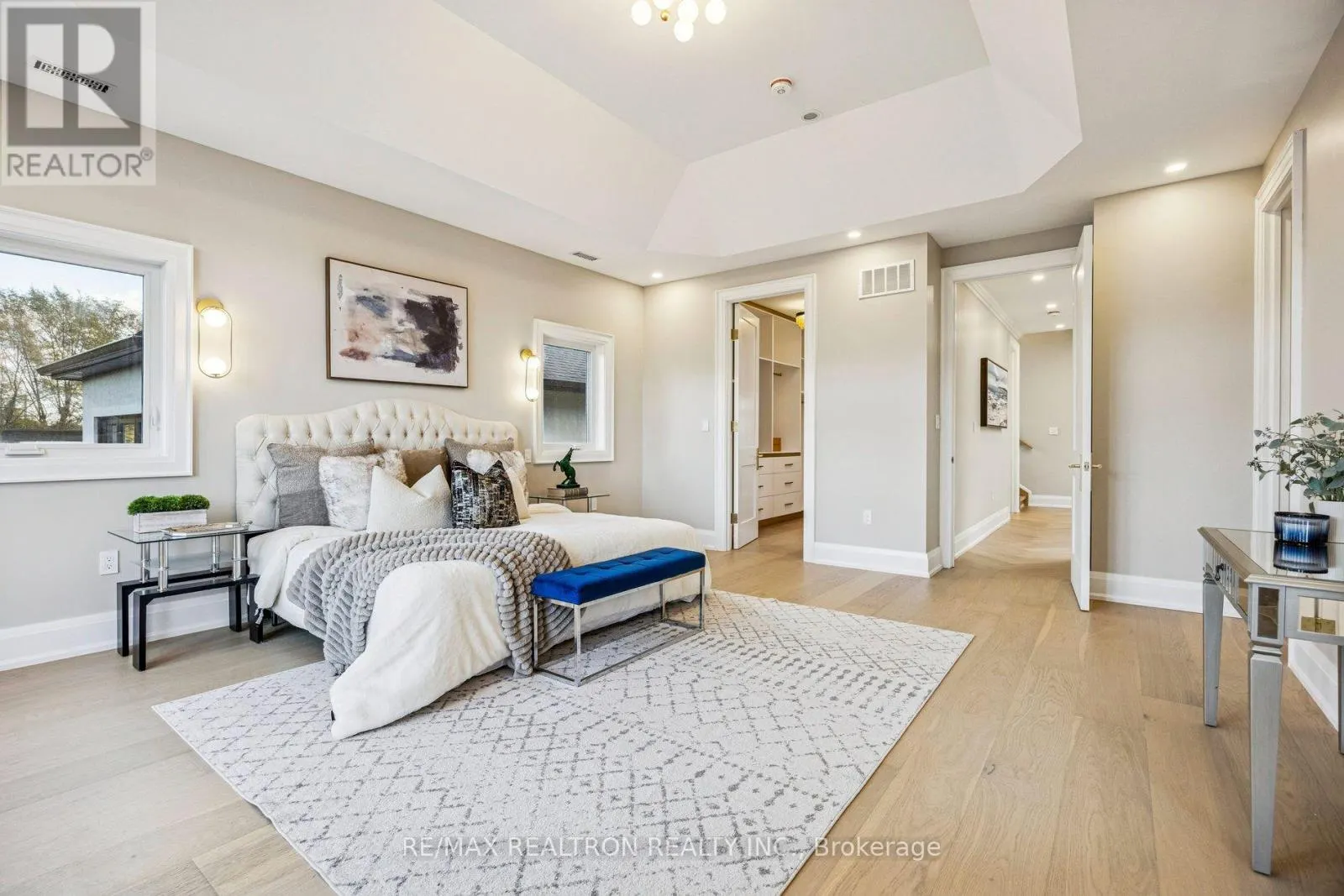 1 LYNNHAVEN ROAD