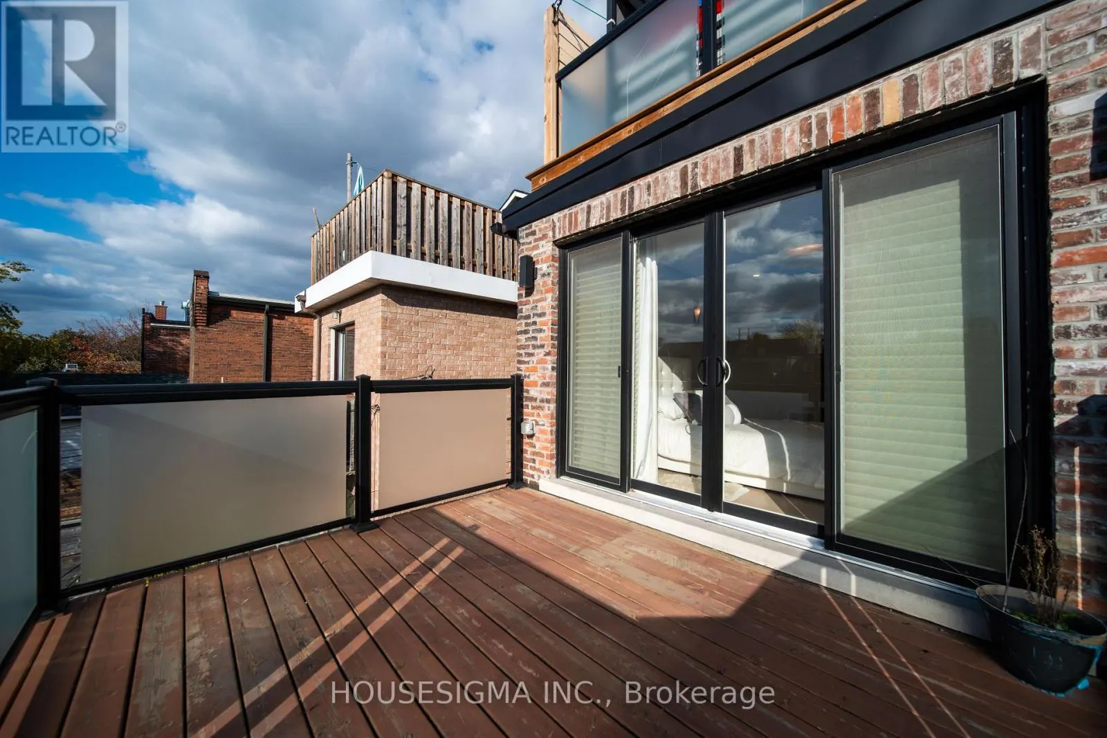 274 ROXTON ROAD