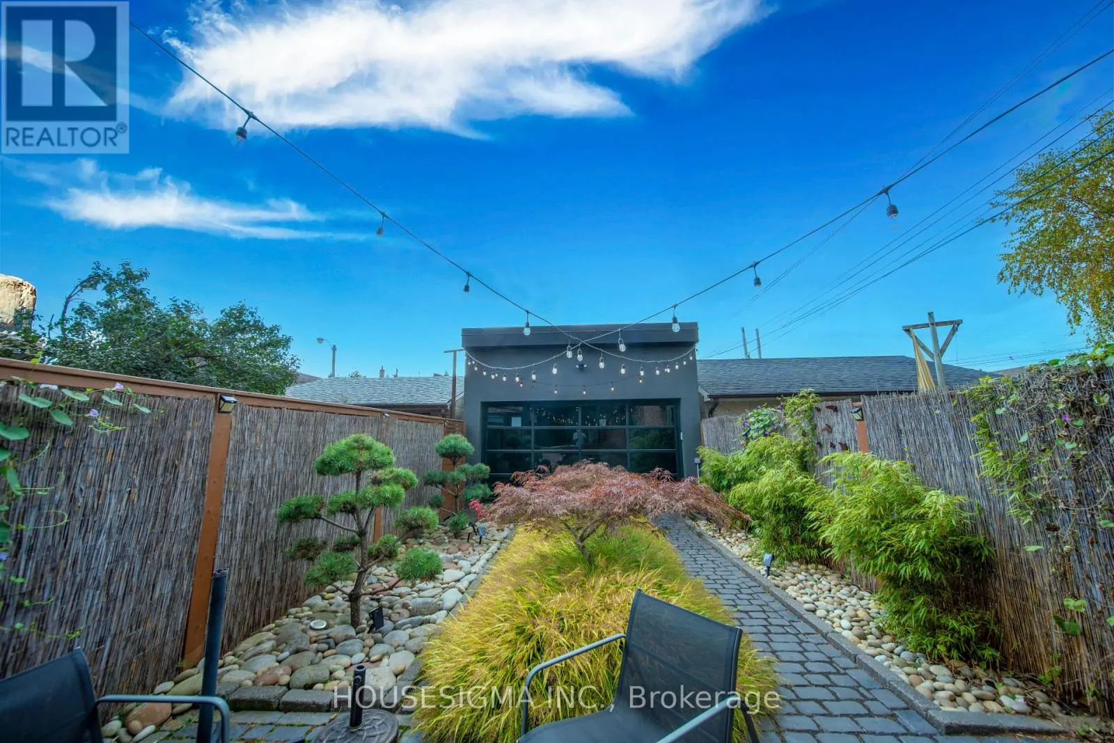 274 ROXTON ROAD