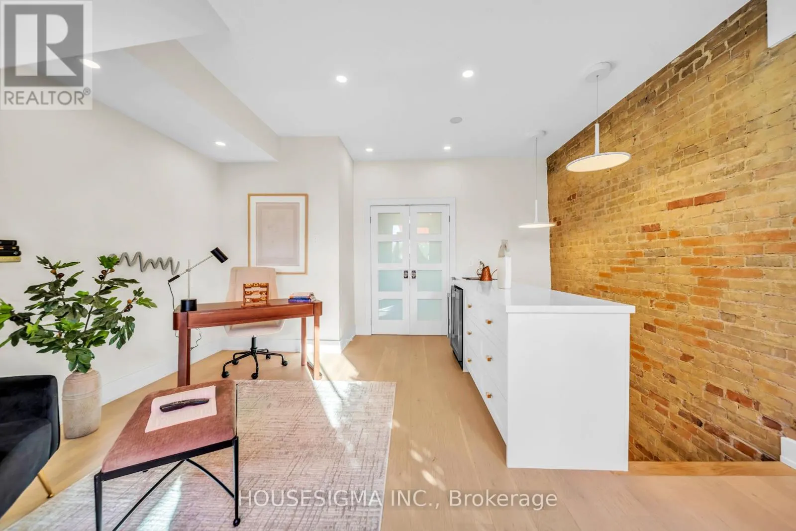 274 ROXTON ROAD