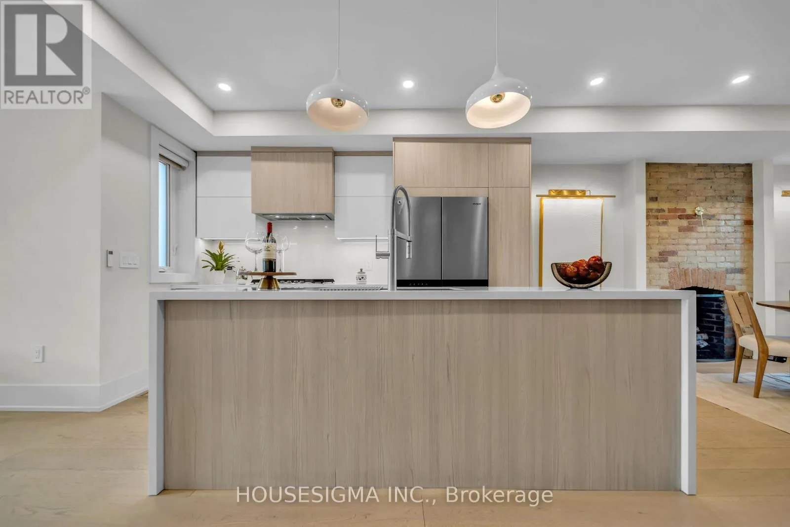 274 ROXTON ROAD