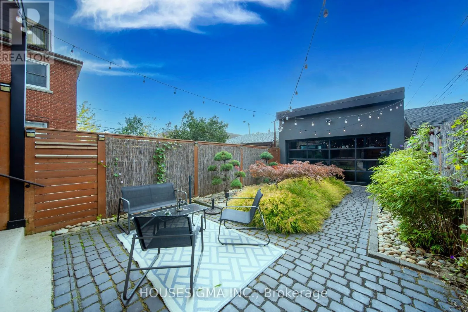 274 ROXTON ROAD