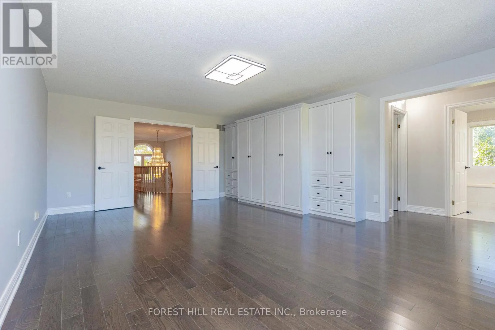 22 JARDIN HILL COURT