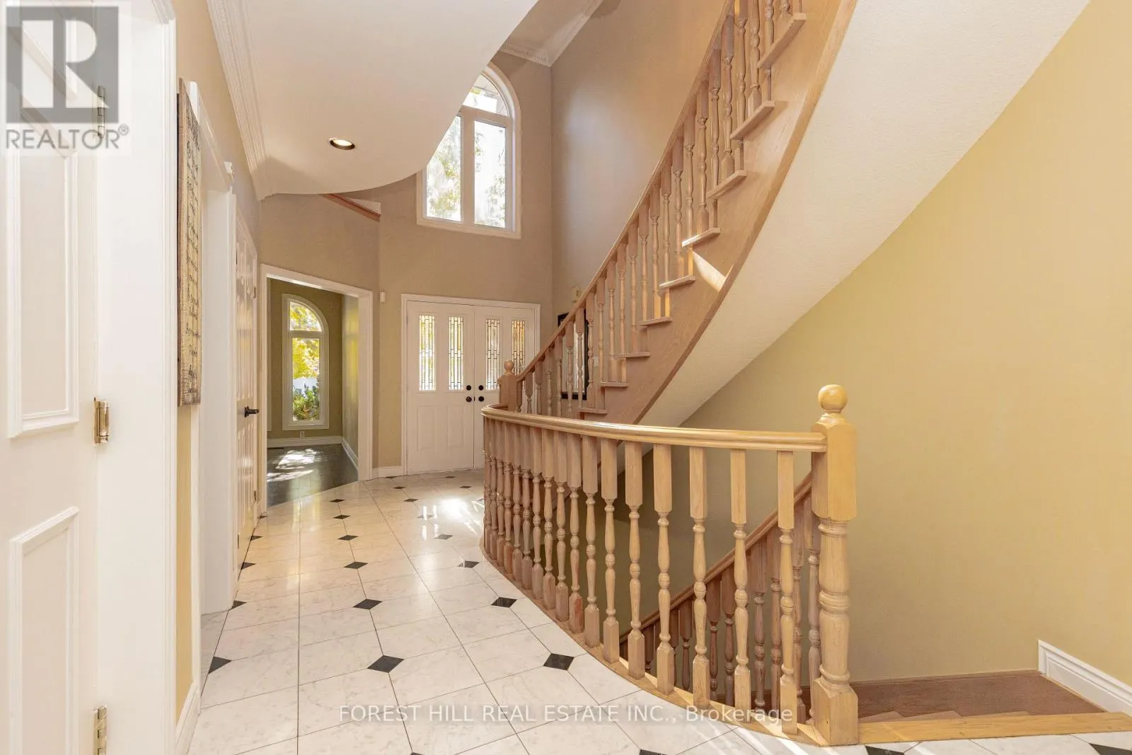 22 JARDIN HILL COURT