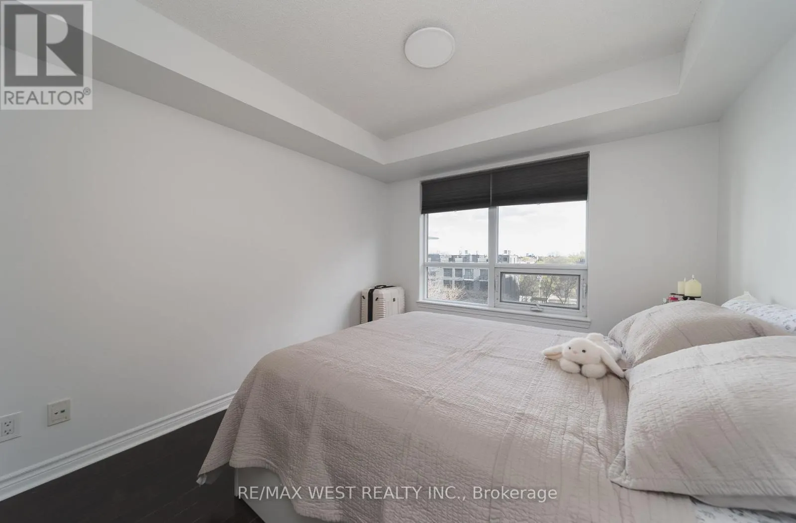 524 - 27 REAN DRIVE