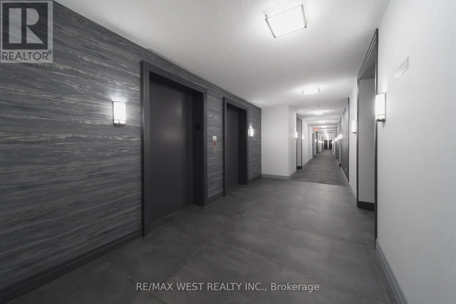 524 - 27 REAN DRIVE