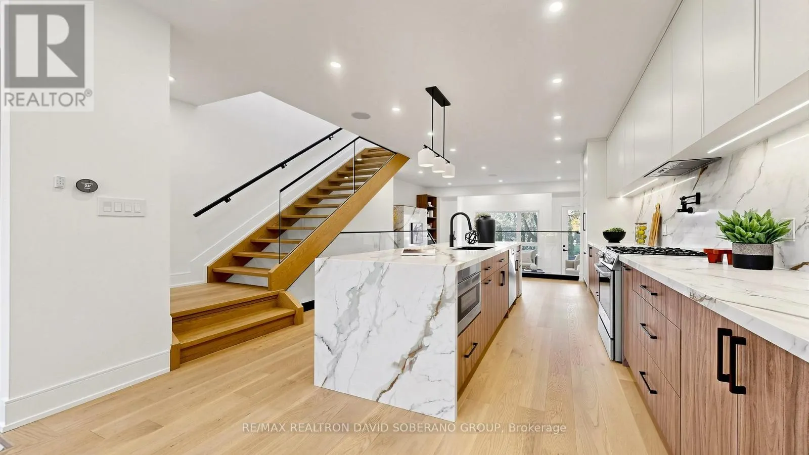 22 VERWOOD AVENUE