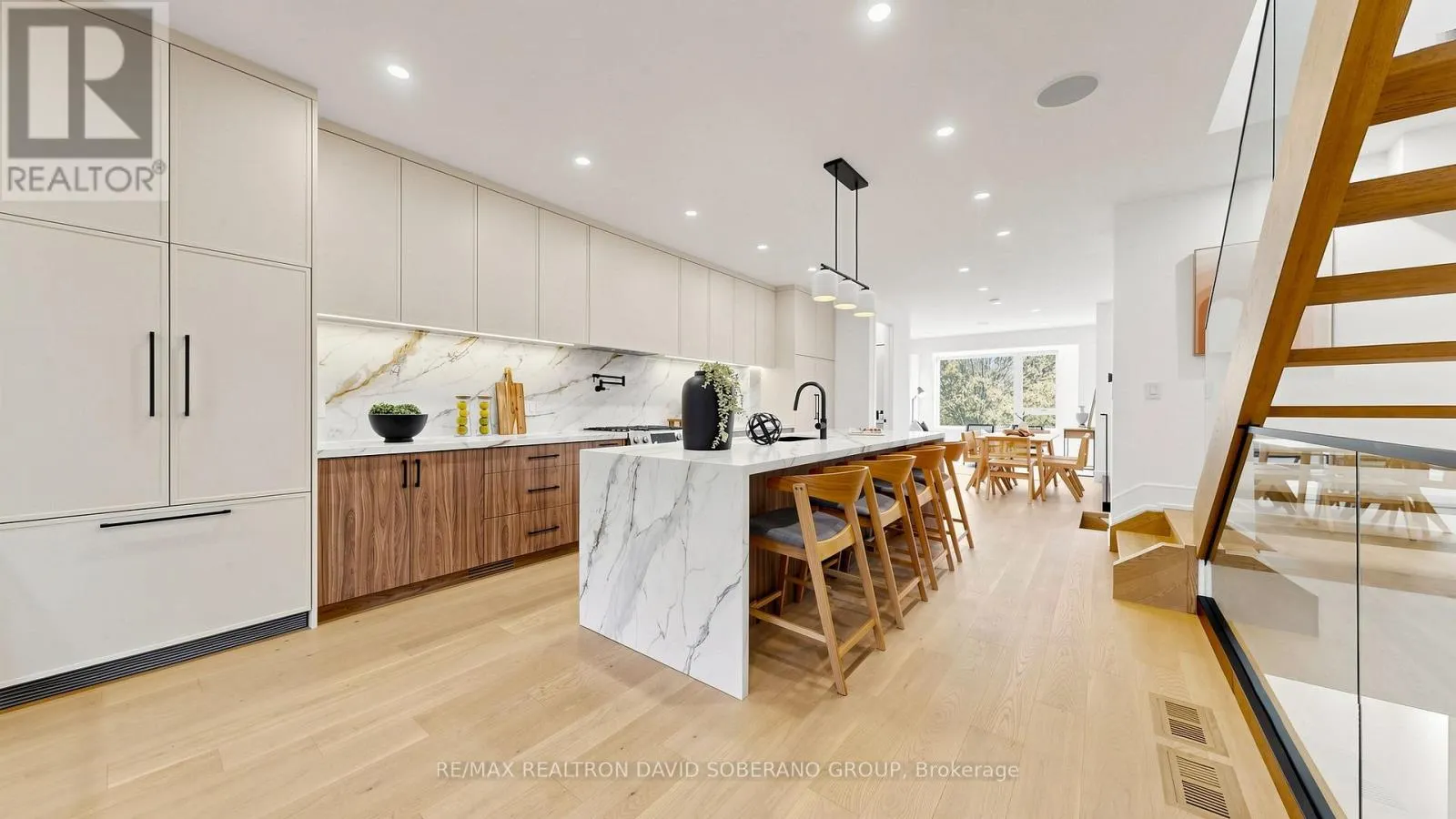 22 VERWOOD AVENUE
