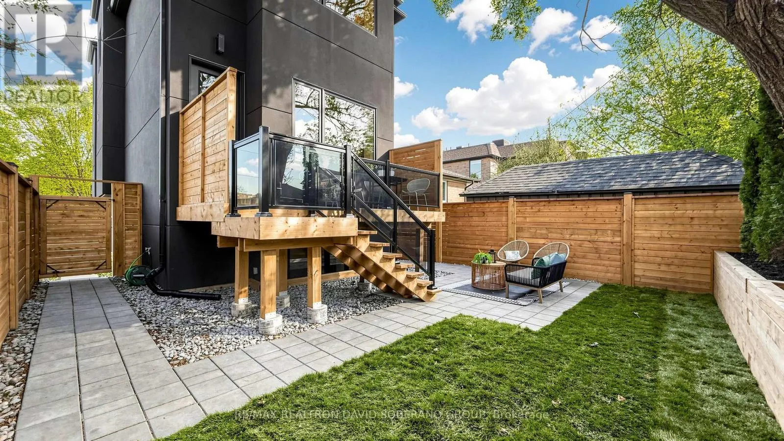 22 VERWOOD AVENUE