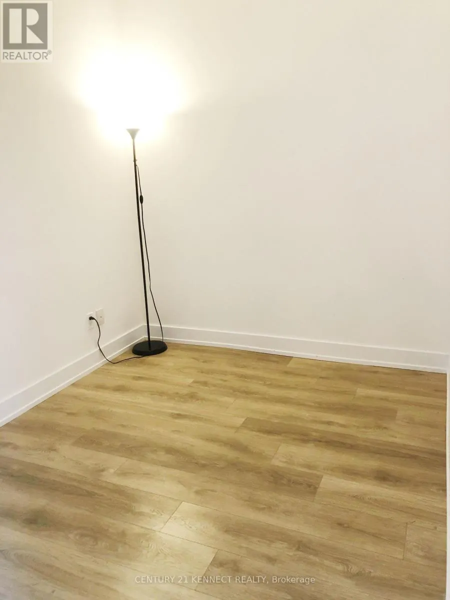 1101 - 128 FAIRVIEW MALL DRIVE