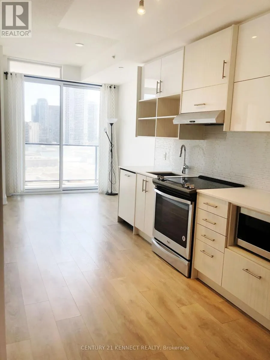 1101 - 128 FAIRVIEW MALL DRIVE