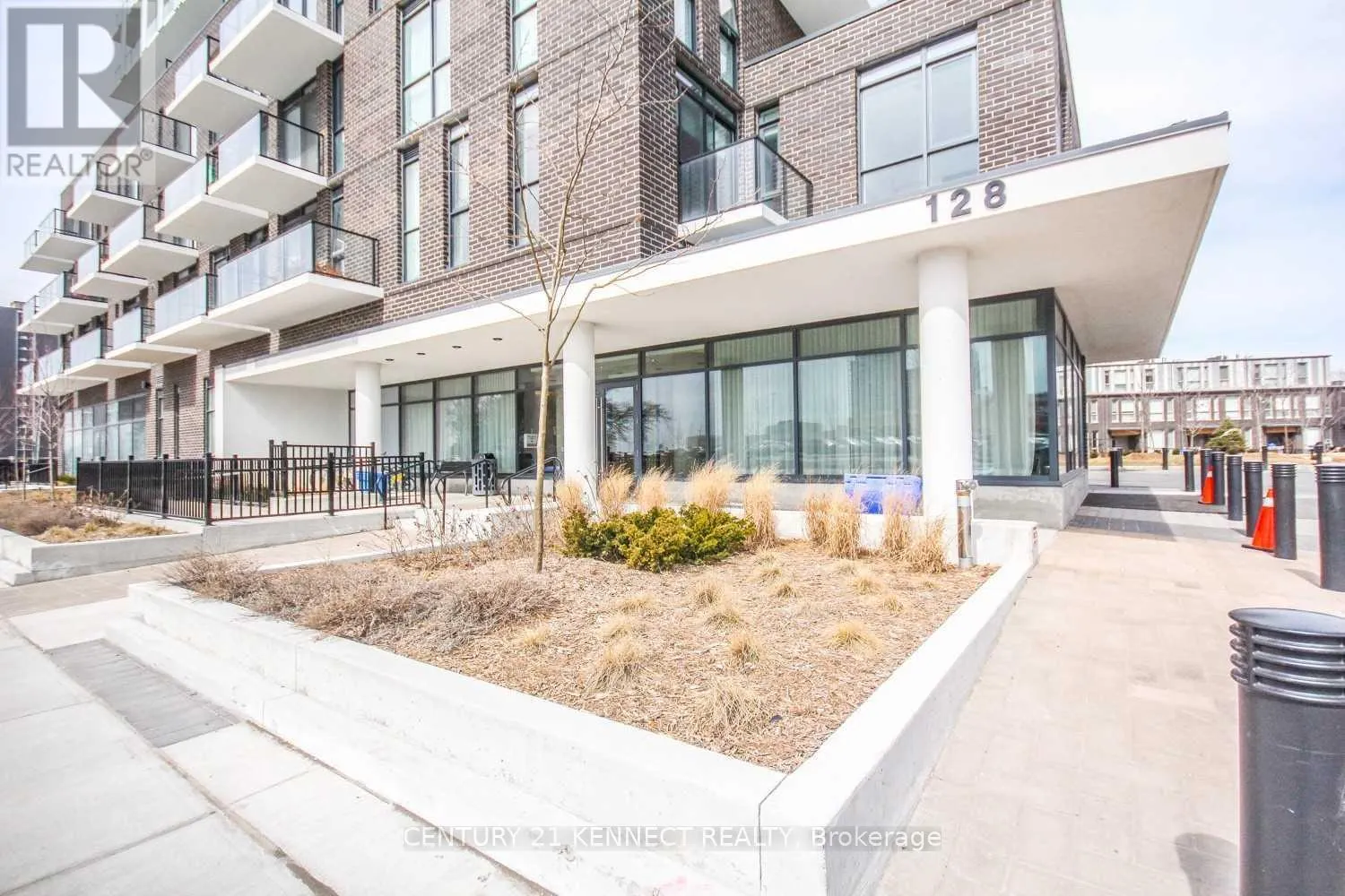 1101 - 128 FAIRVIEW MALL DRIVE