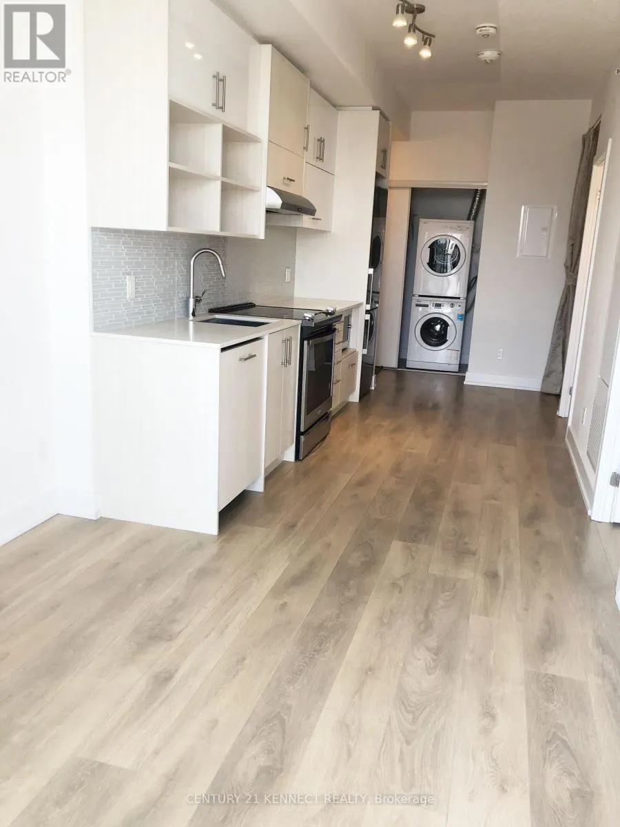 1101 - 128 FAIRVIEW MALL DRIVE