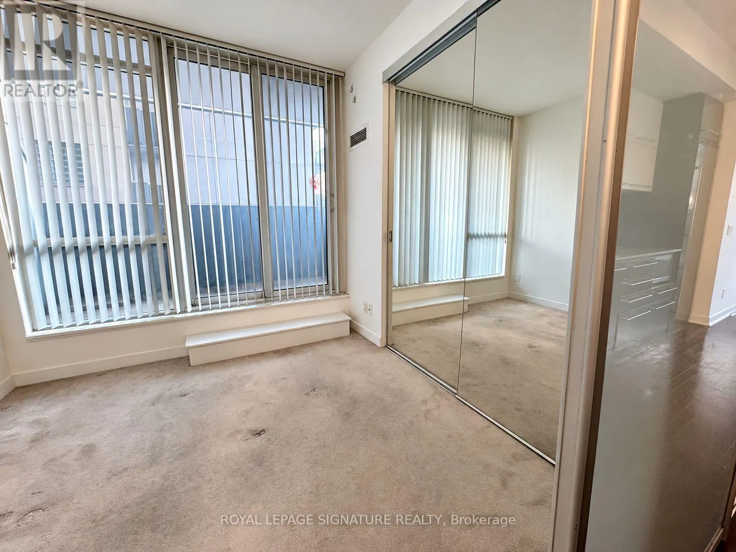 410 - 770 BAY STREET