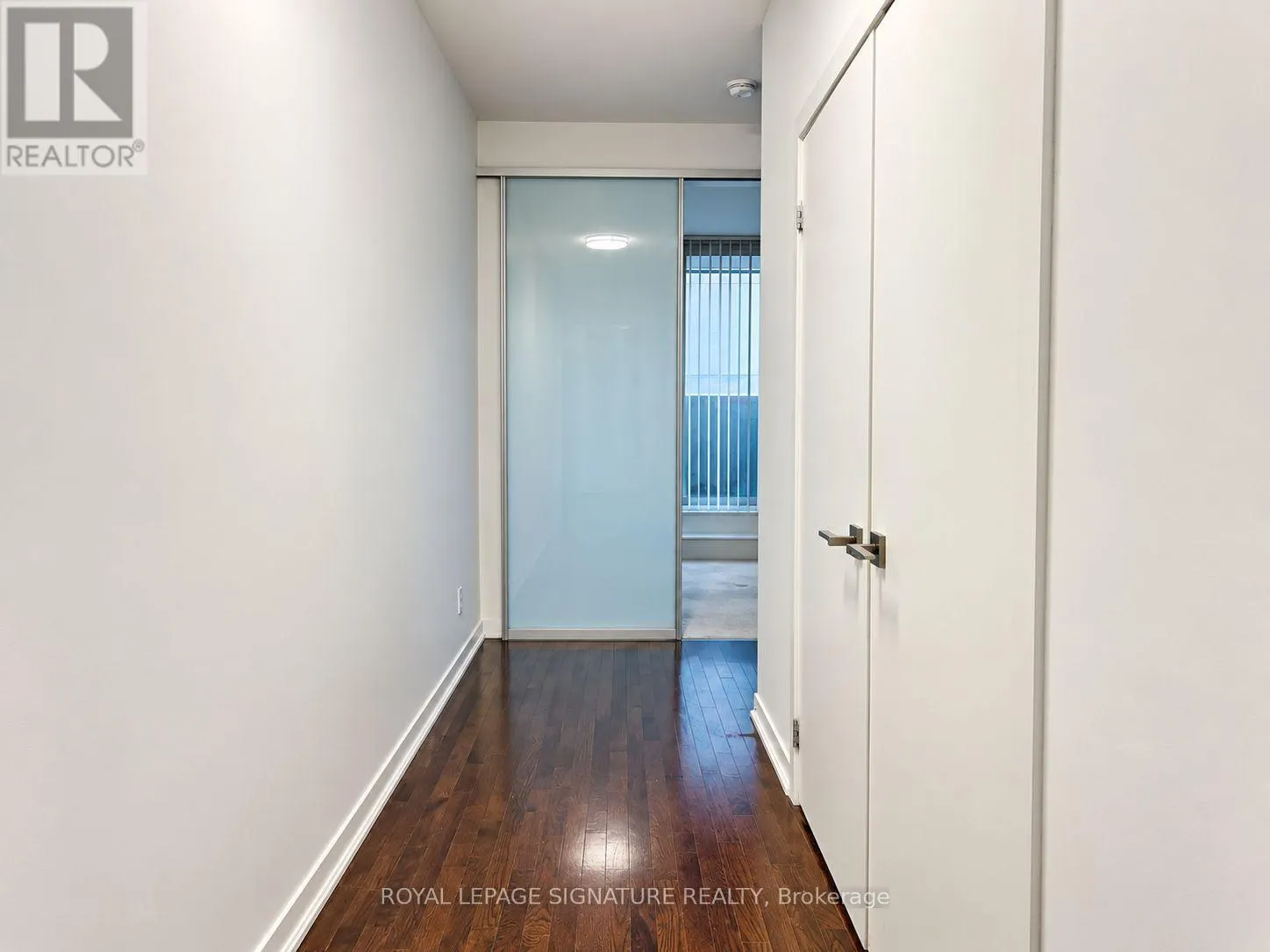410 - 770 BAY STREET