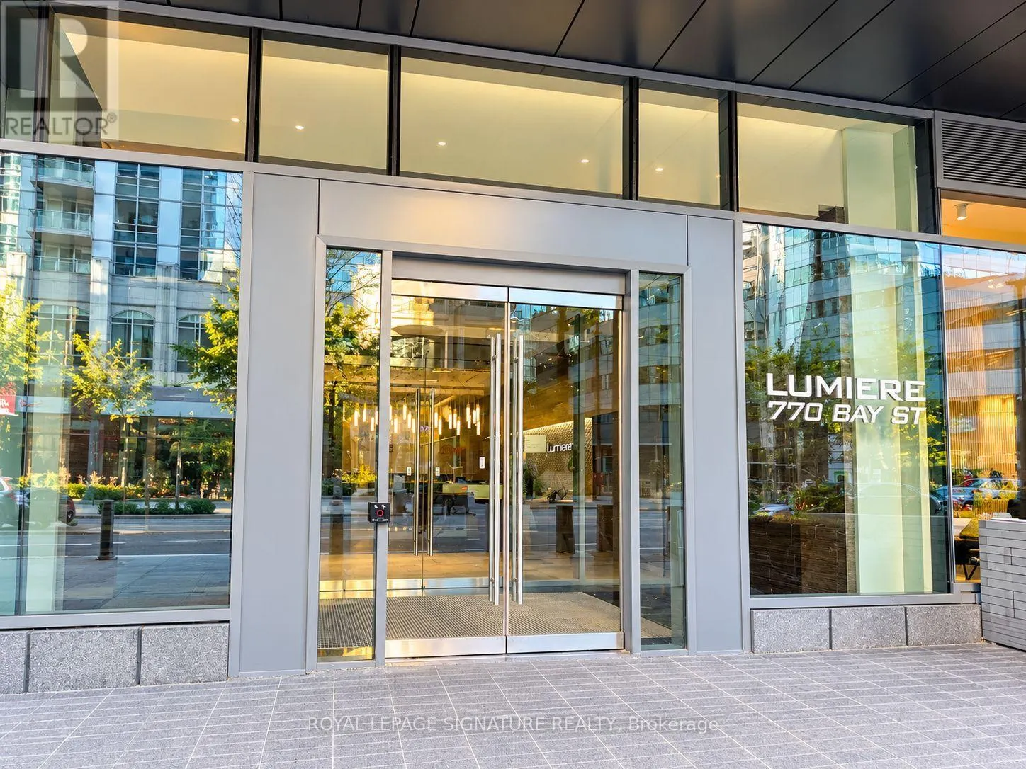 410 - 770 BAY STREET