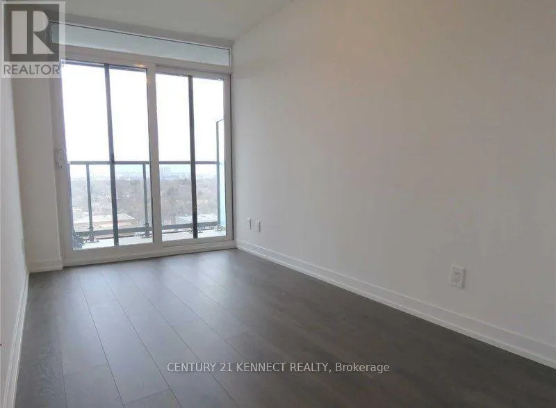2513 - 125 REDPATH AVENUE