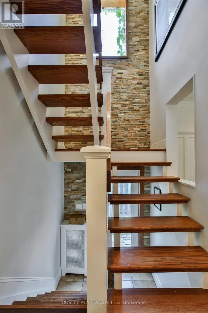 34 EDGECOMBE AVENUE