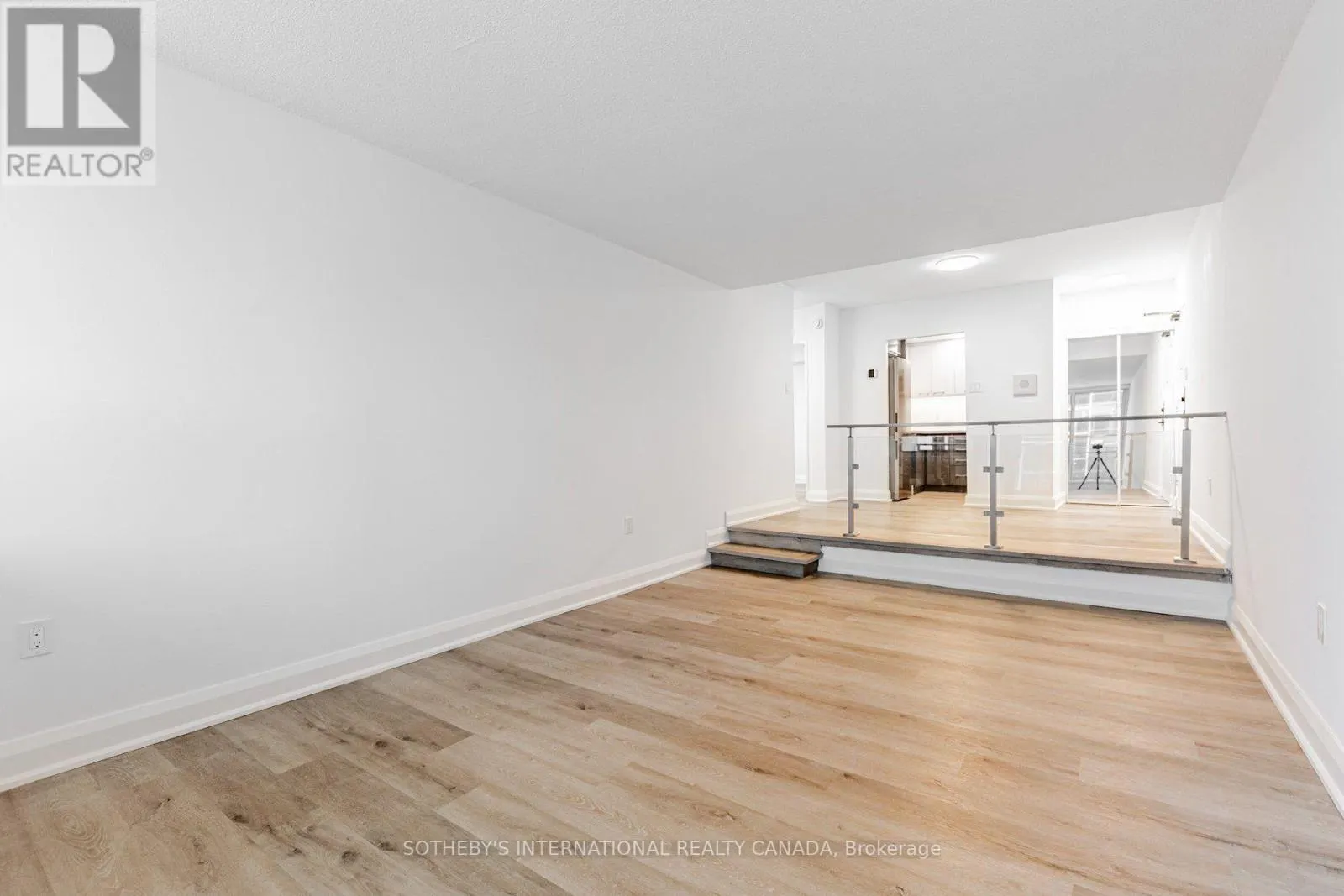 S0420 - 191 SHERBOURNE STREET