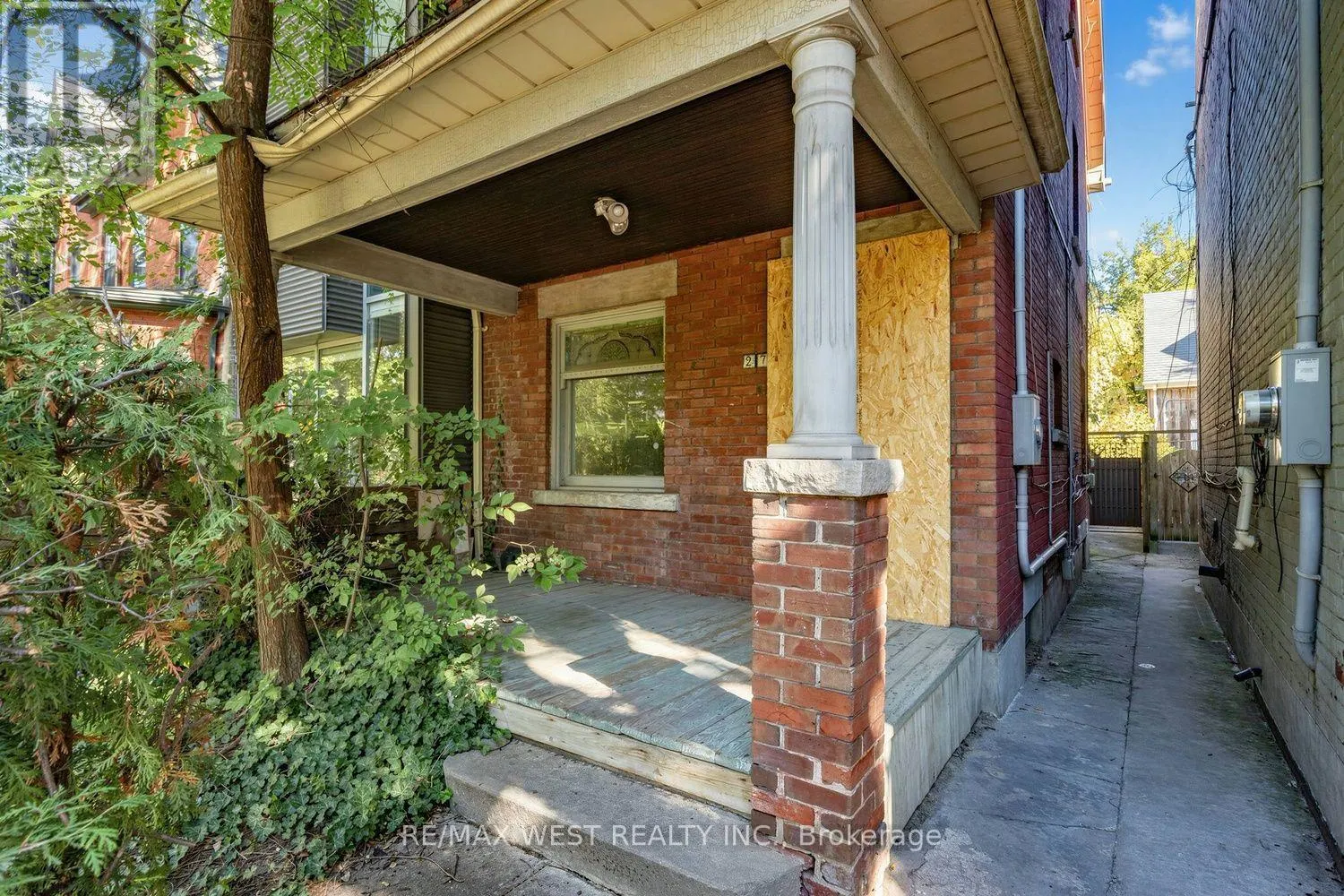 279 BRUNSWICK AVENUE