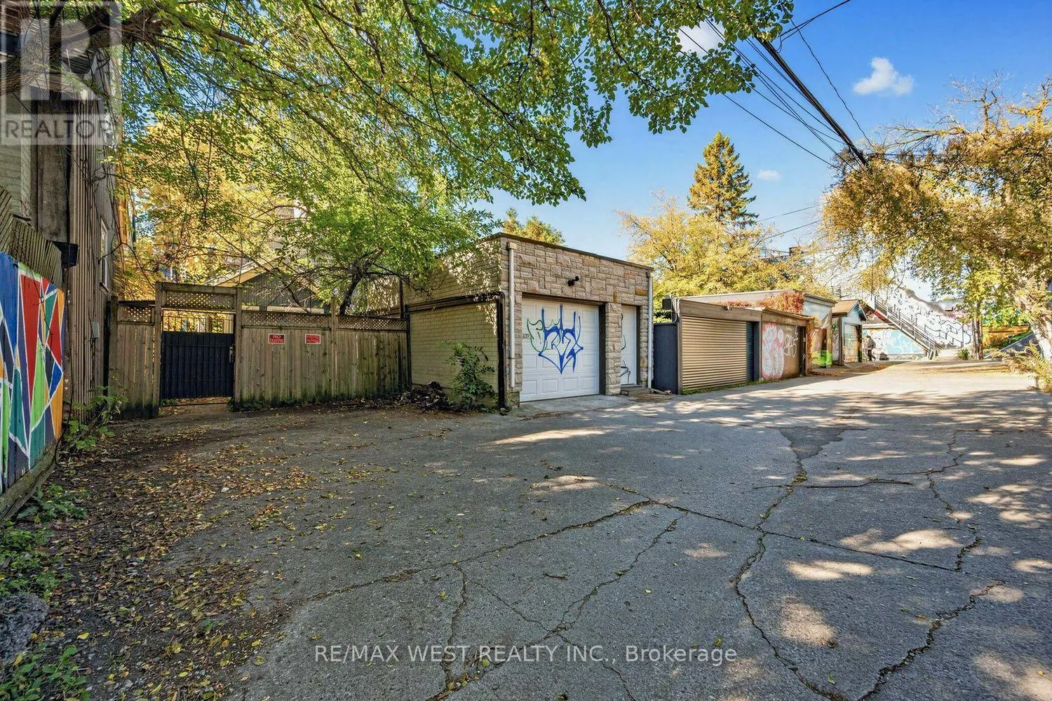 279 BRUNSWICK AVENUE