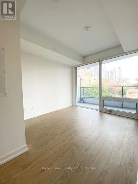 716 - 85 WOOD STREET