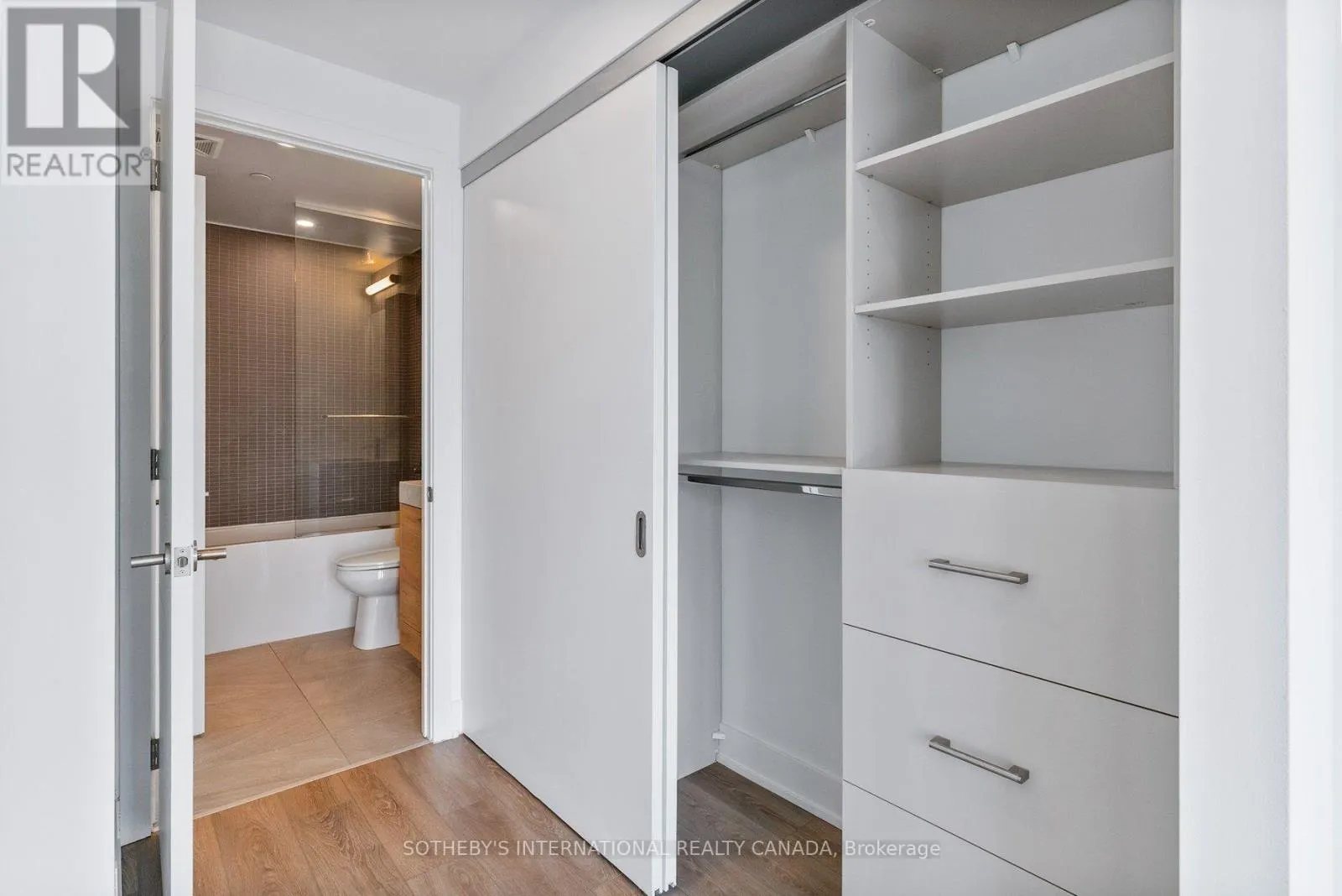 303 - 200 REDPATH AVENUE