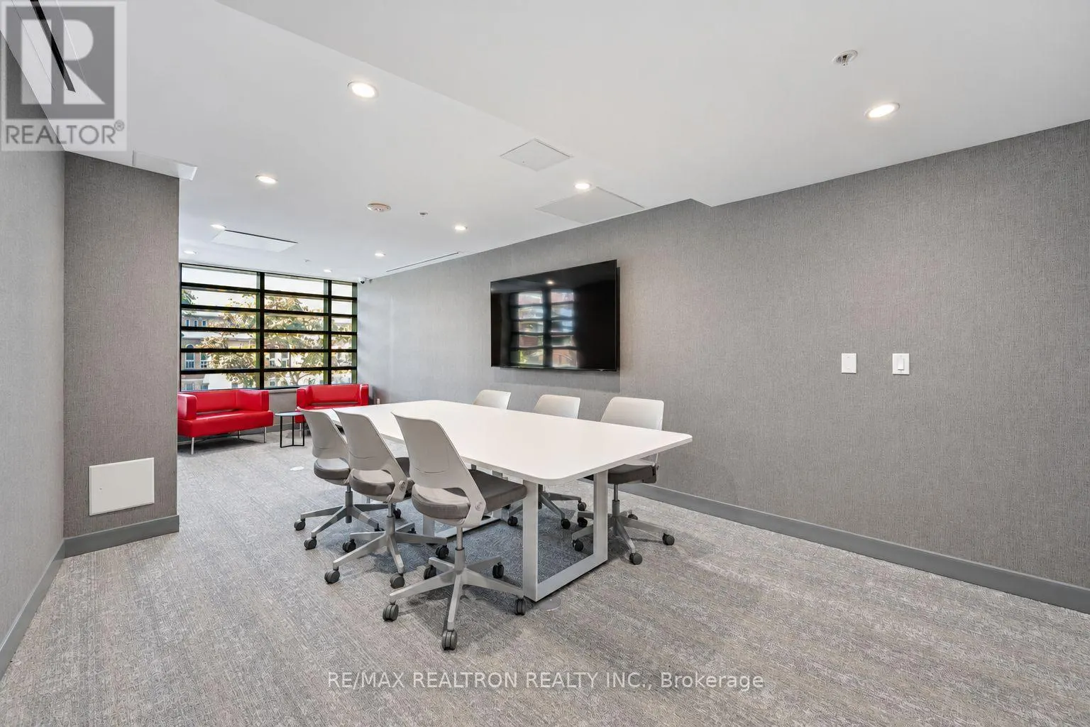 103 - 2525 BATHURST STREET