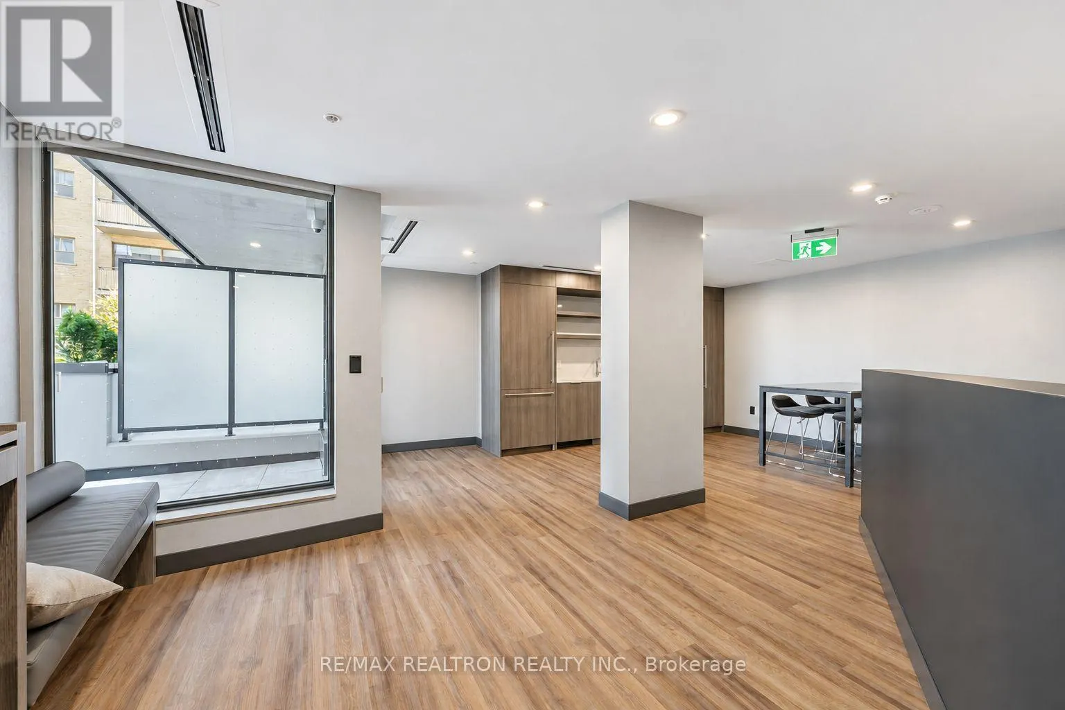 103 - 2525 BATHURST STREET