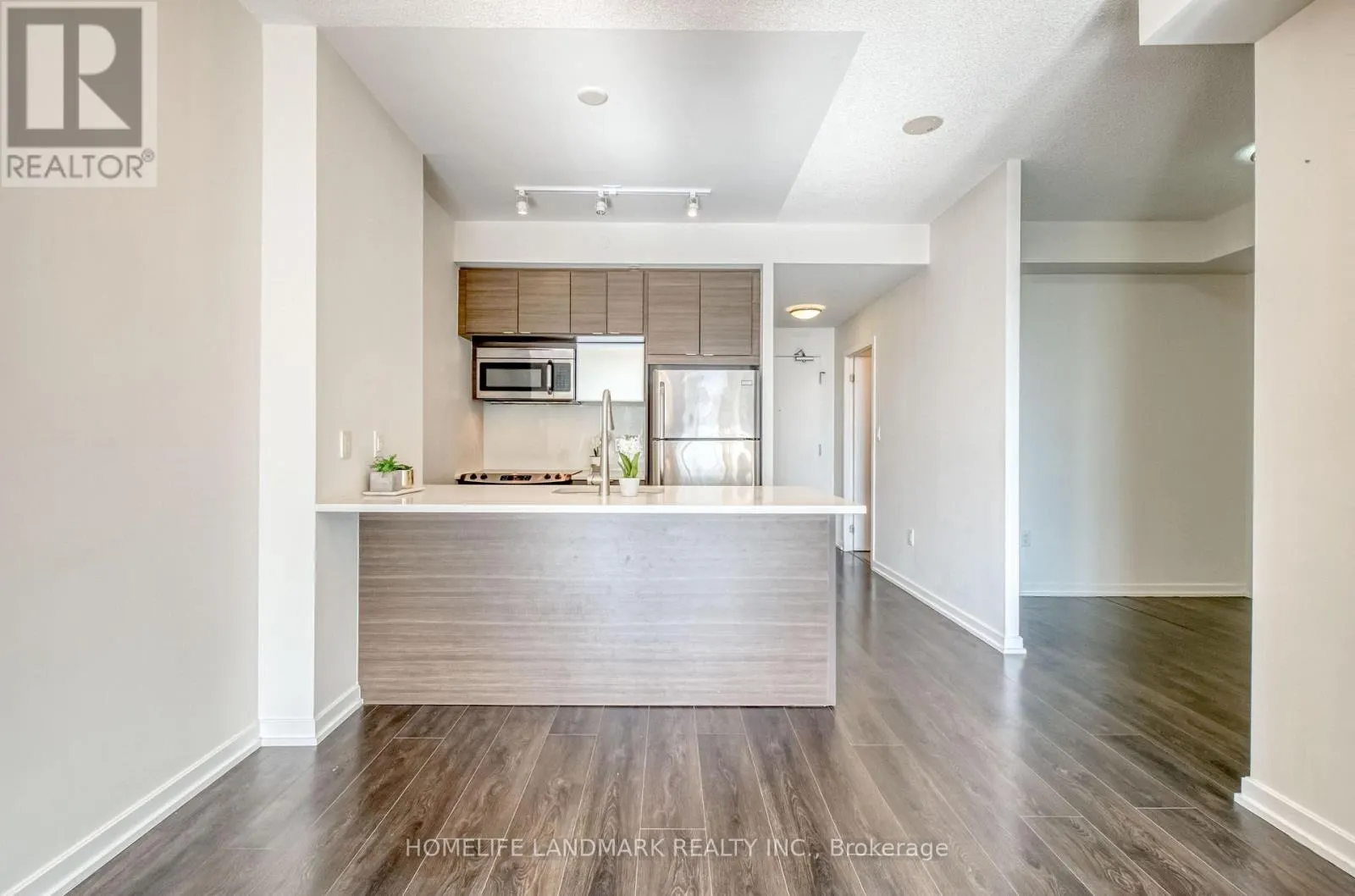 1606 - 62 FOREST MANOR ROAD