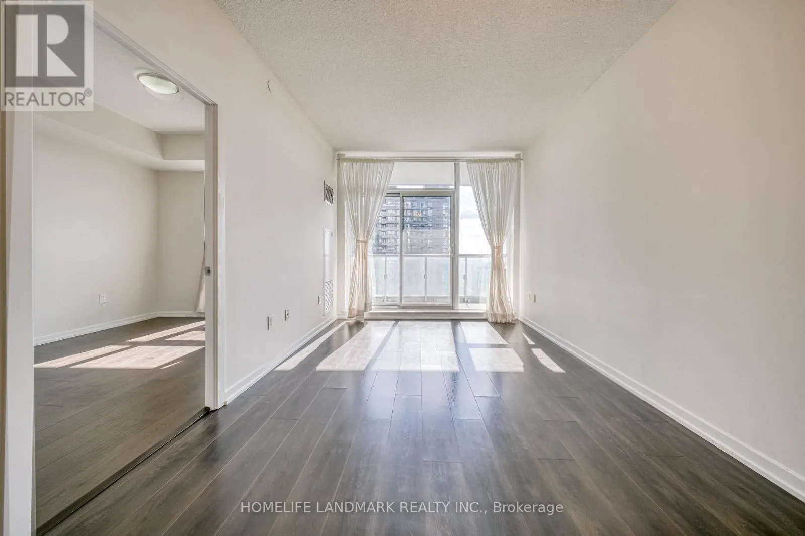 1606 - 62 FOREST MANOR ROAD