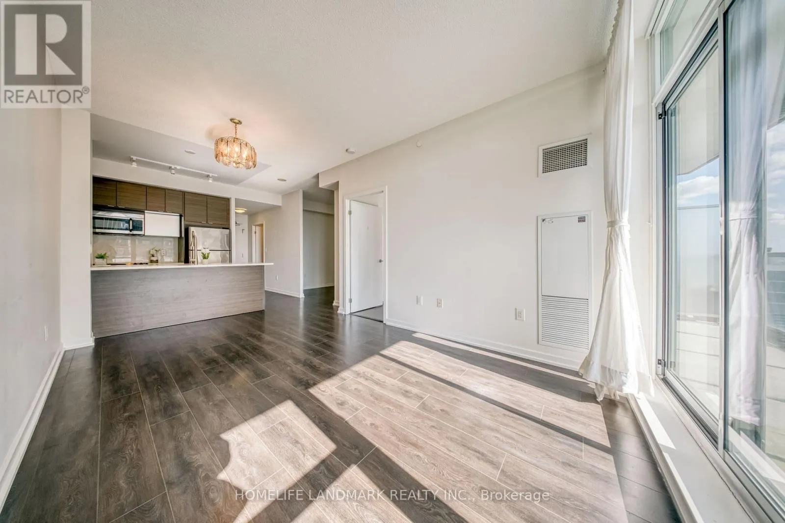 1606 - 62 FOREST MANOR ROAD