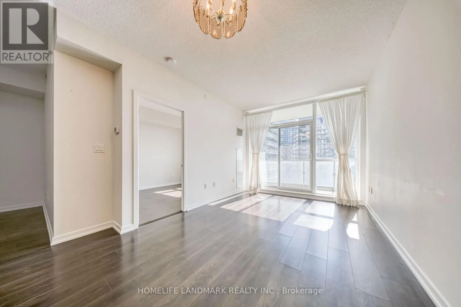 1606 - 62 FOREST MANOR ROAD