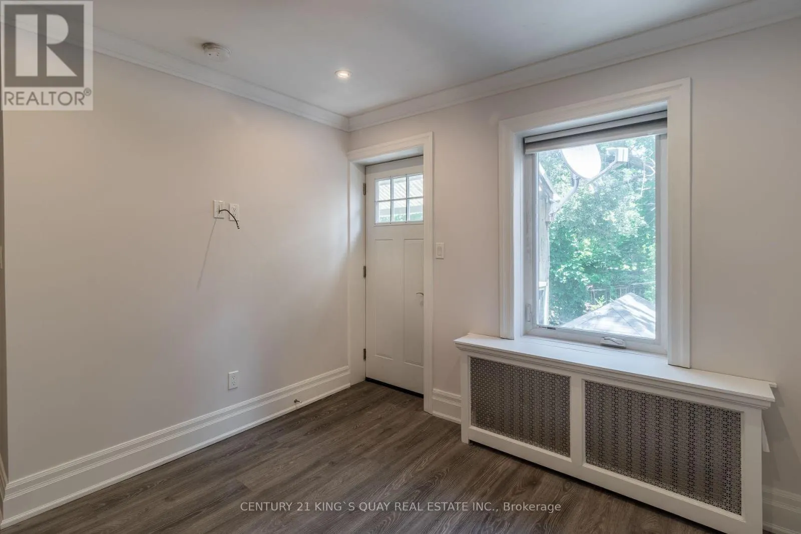 UPPER - 301 CLEVELAND STREET