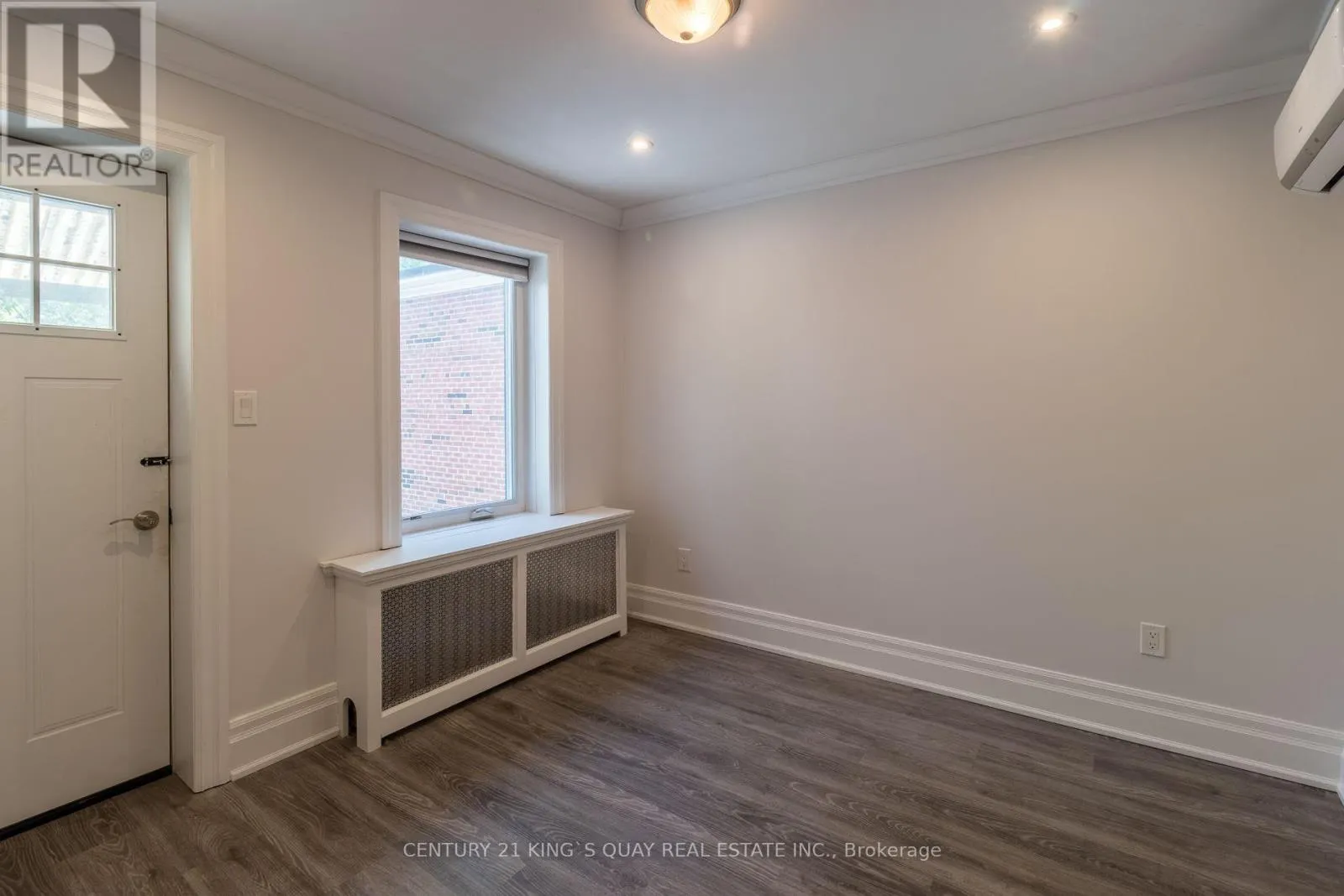 UPPER - 301 CLEVELAND STREET