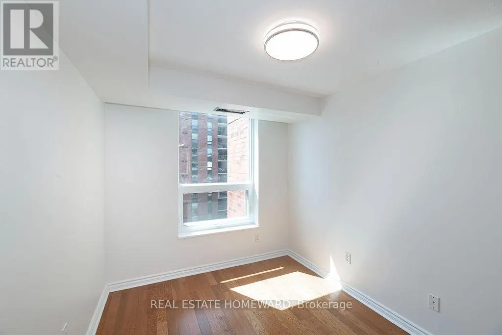 1219 - 77 MAITLAND PLACE