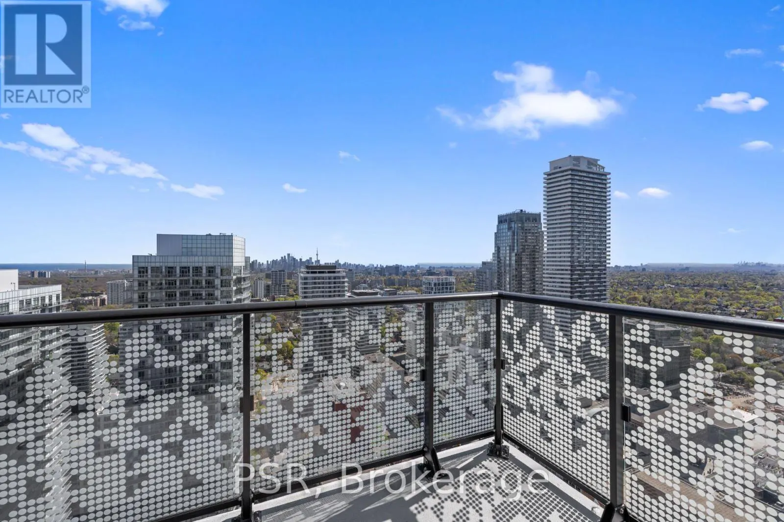 2510 - 101 ROEHAMPTON AVENUE