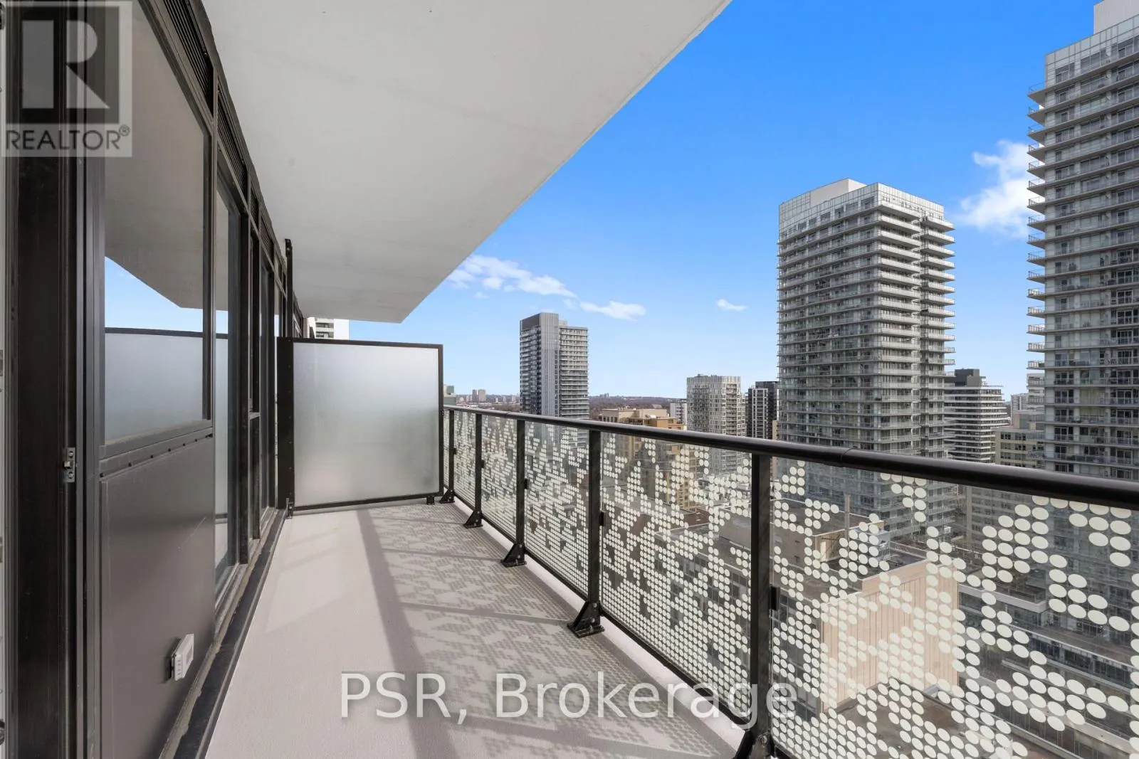 2510 - 101 ROEHAMPTON AVENUE