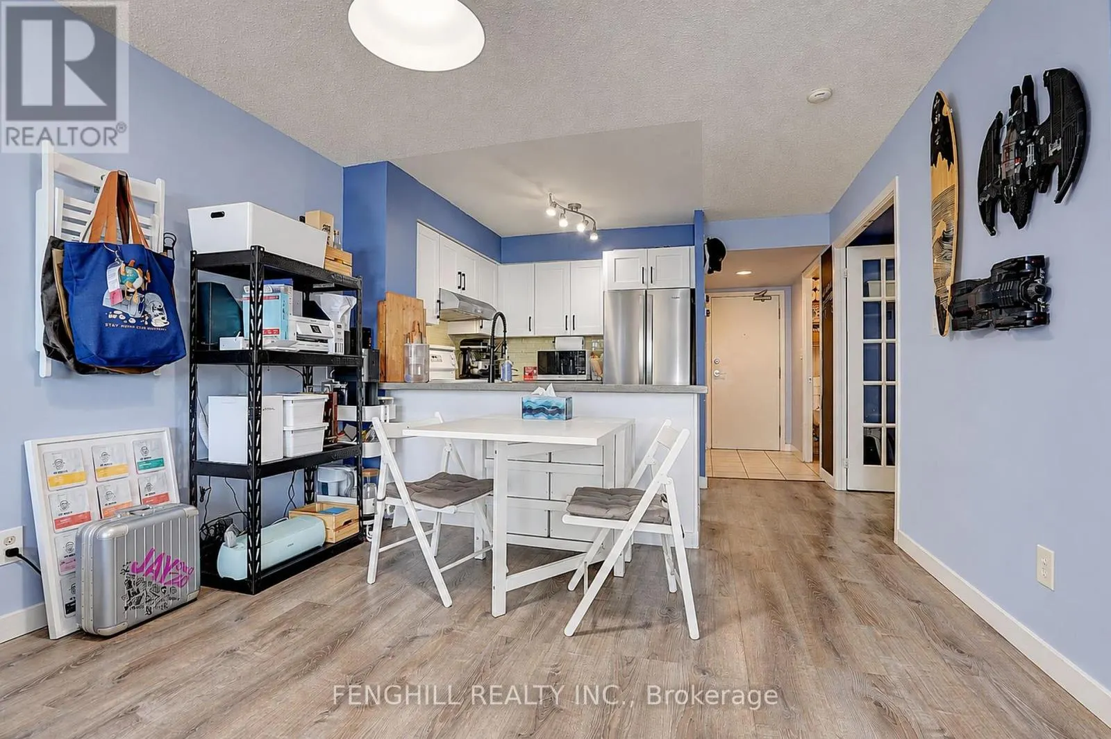 910 - 2 REAN DRIVE