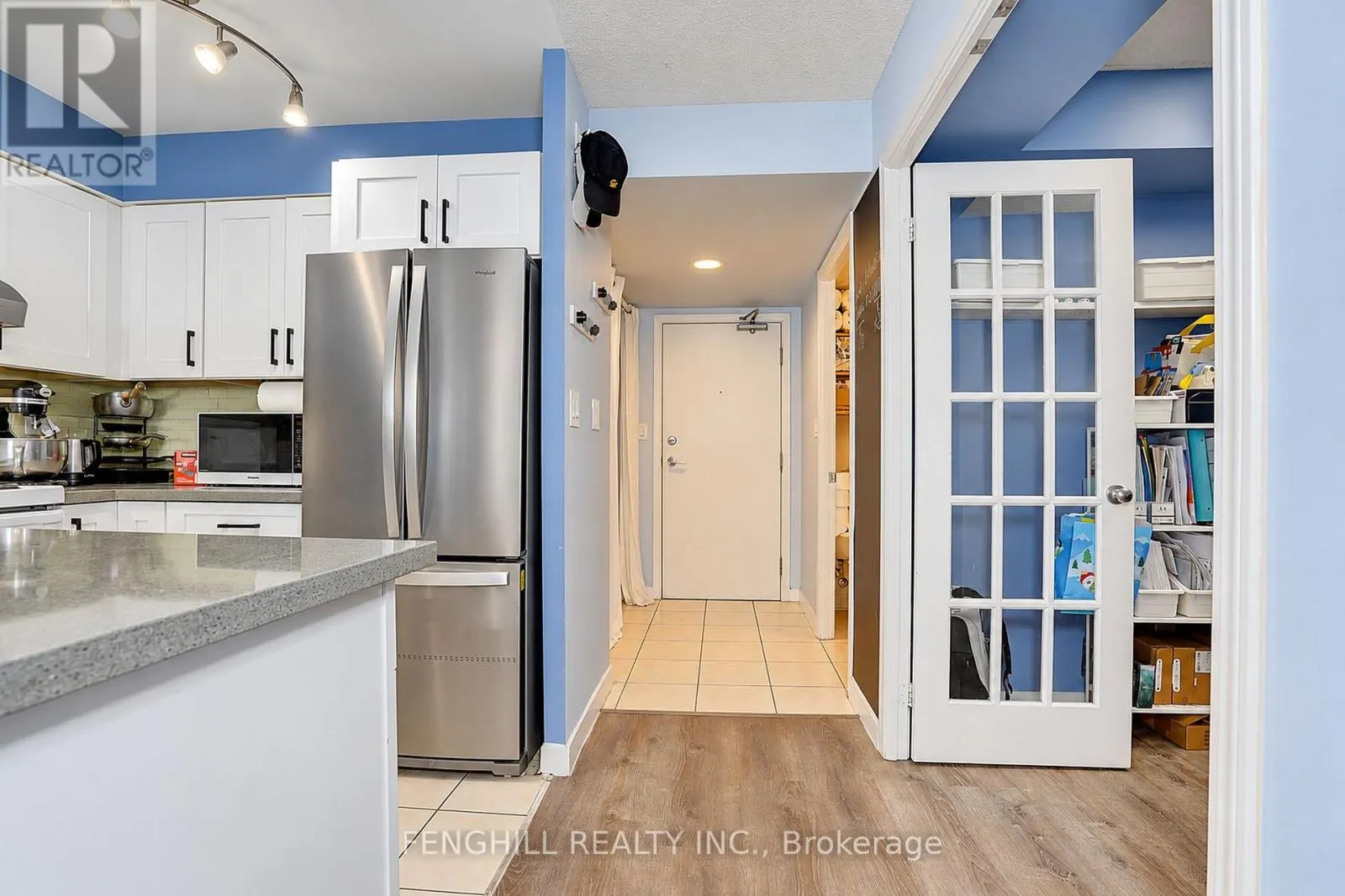 910 - 2 REAN DRIVE