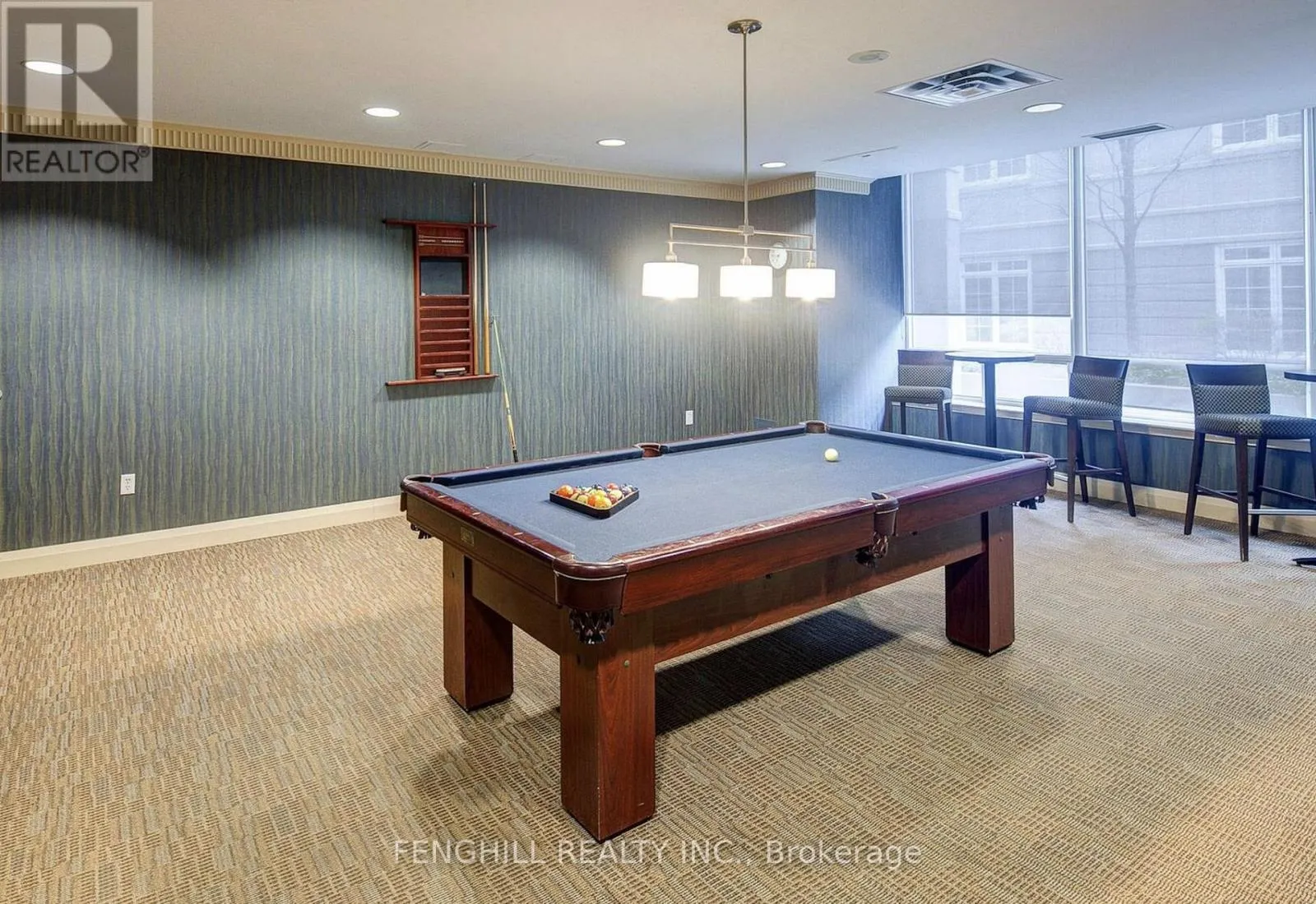 910 - 2 REAN DRIVE