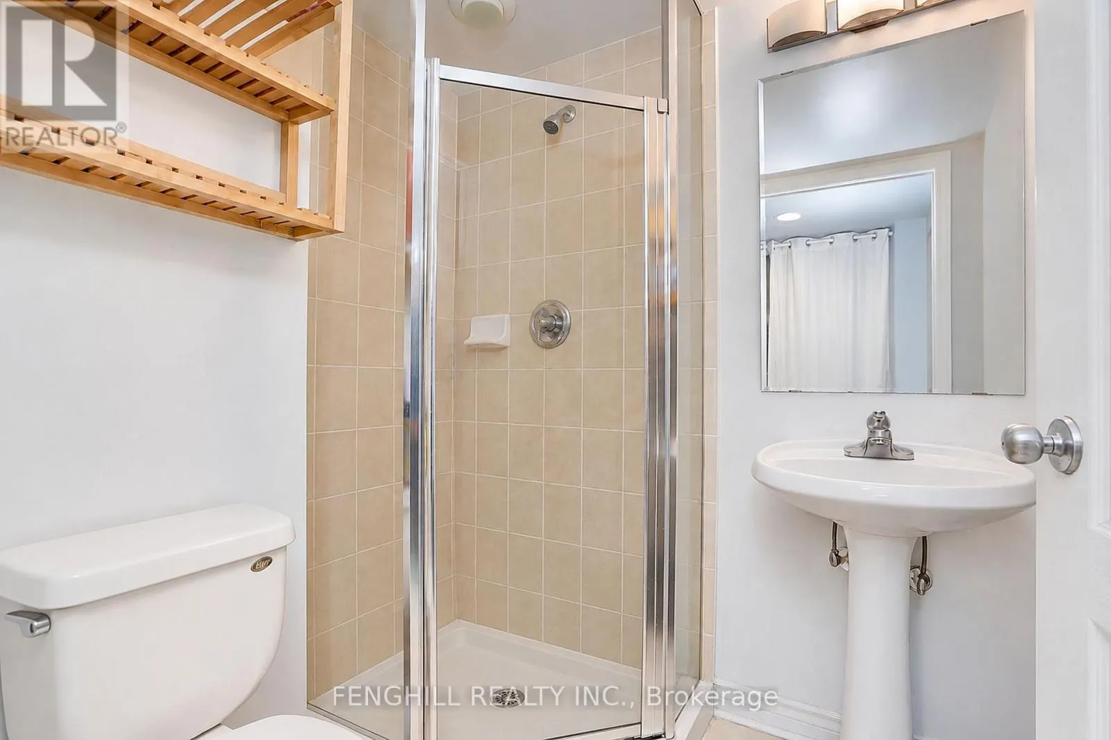 910 - 2 REAN DRIVE